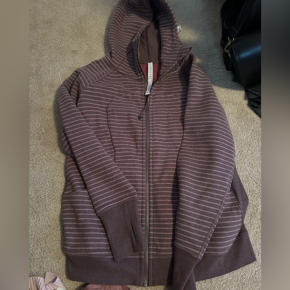 Lululemon NWOT Size 12